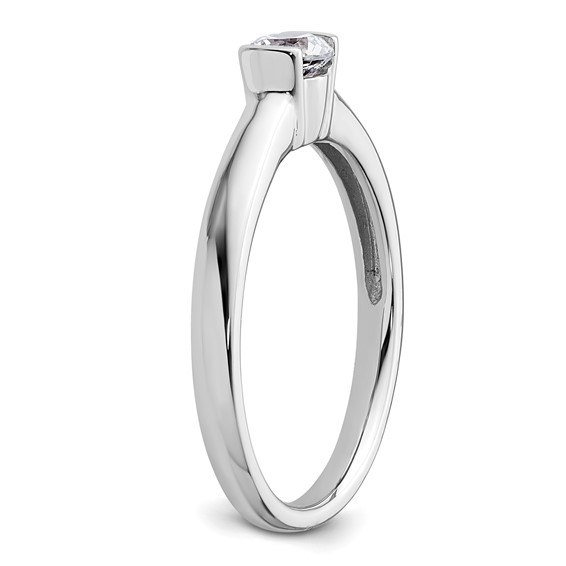 14k White Gold 1/3 carat (4.50 mm) Half-Bezel Round Solitaire Engagement Ring Mounting