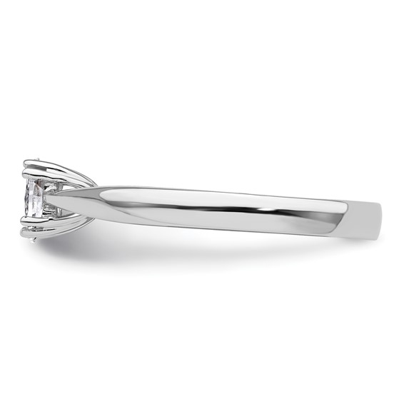 14k White Gold 1/2 carat (6x4mm) 4-Prong Oval Solitaire Engagement Ring Mounting