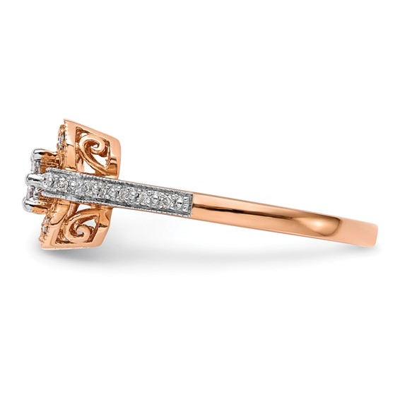 Diamond Cluster Engagement Rings