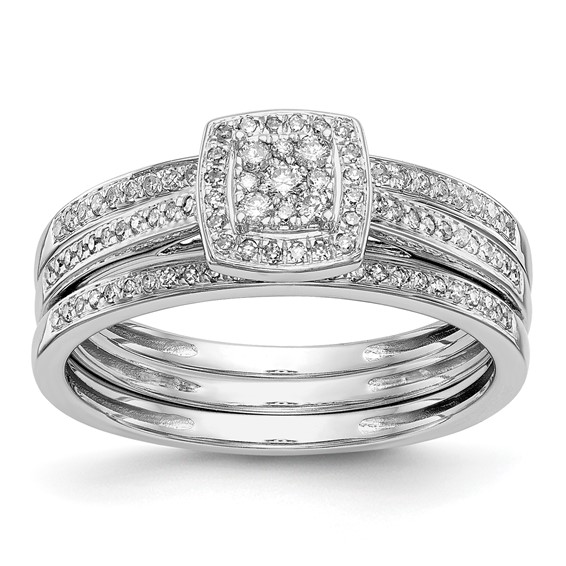 Diamond Cluster Engagement Rings