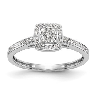 Diamond Cluster Engagement Rings