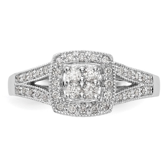 Diamond Cluster Engagement Rings