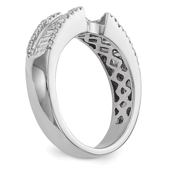 14K White Gold Peg Set 3/4 carat Round/Baguette Diamond Semi-mount Engagement Ring