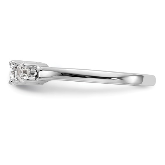 3 Stone Diamond Engagement Rings