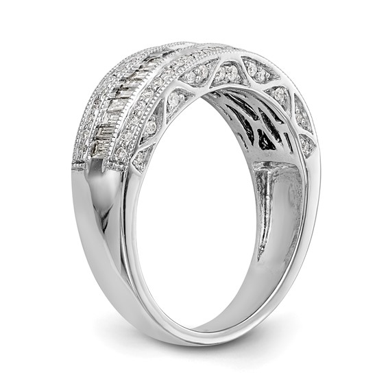 14K White Gold 3/4 carat Baguette/Round Diamond Complete Band