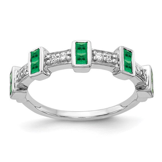 14k Yellow Gold Fancy Diamond and Emerald Ring