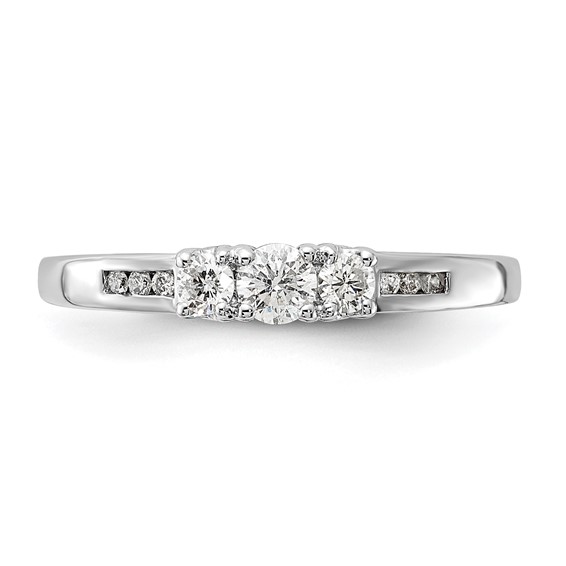 14k White Gold 3-Stone 1/4 carat Diamond Ring