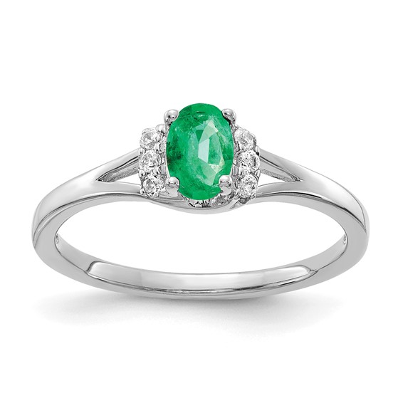 Diamond and Oval Gemstone Ring                                             