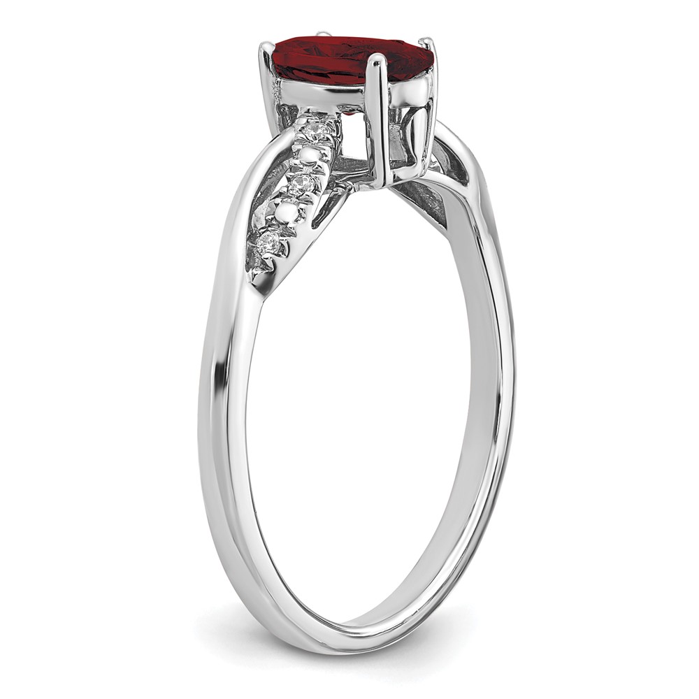 14k White Gold Oval Garnet and Diamond Ring (RM6146-GA-005-WA)