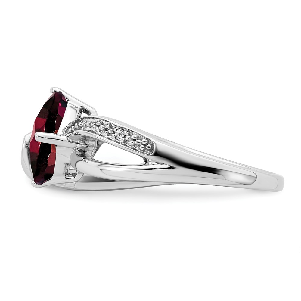 Sterling Silver Rhodium-plated Amethyst and Diamond Ring (RM7402-AM-001-SSA-6)
