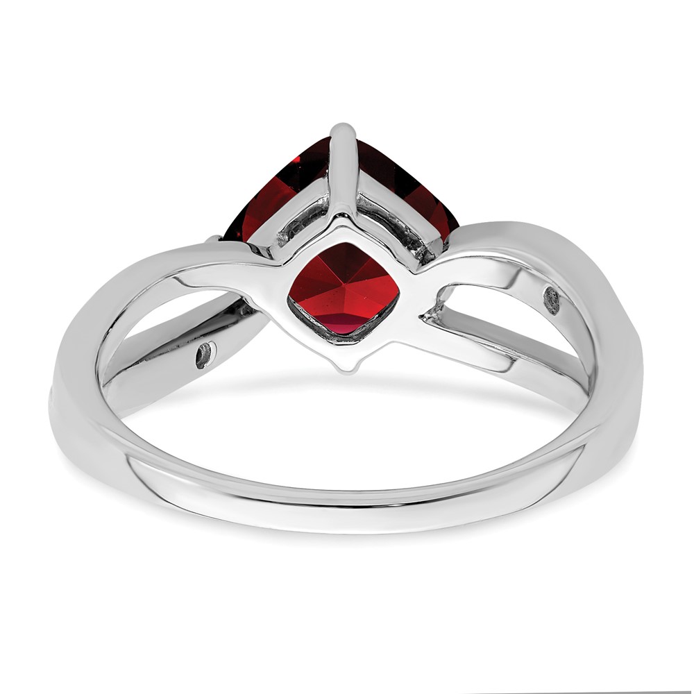 Sterling Silver Rhodium-plated Amethyst and Diamond Ring (RM7402-AM-001-SSA-6)