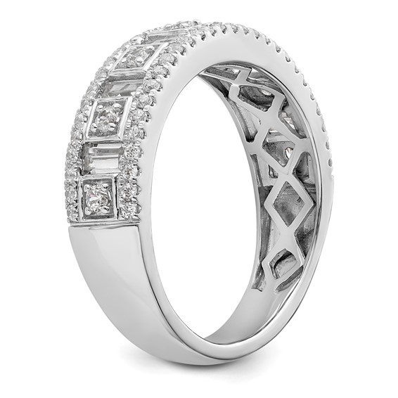 14K White Gold 7/8 carat Round/Baguette Complete Diamond Band