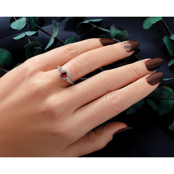 14k White Gold Semi-mount Diamond Halo Round Center Engagement Ring