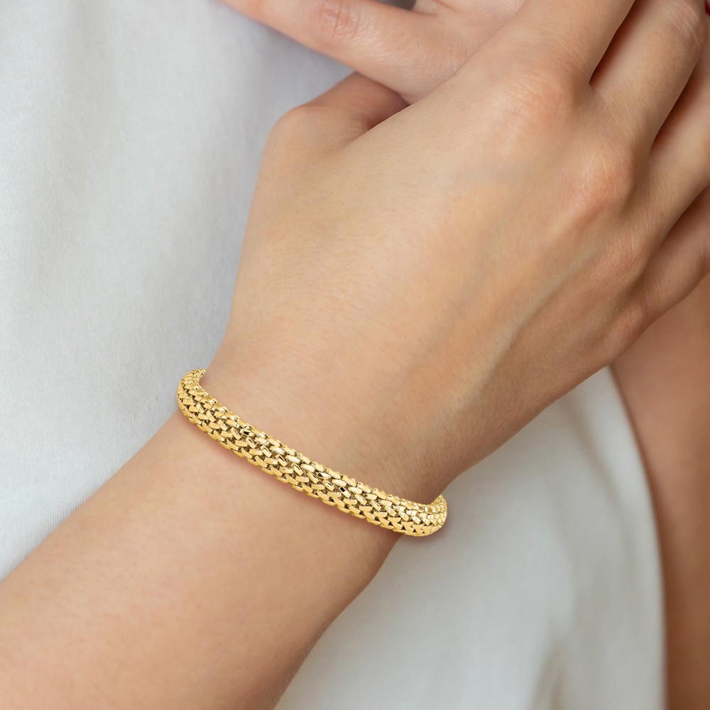 14k Polished 6.75mm Mesh 7.25 inch Bracelet (SF595-7.25)