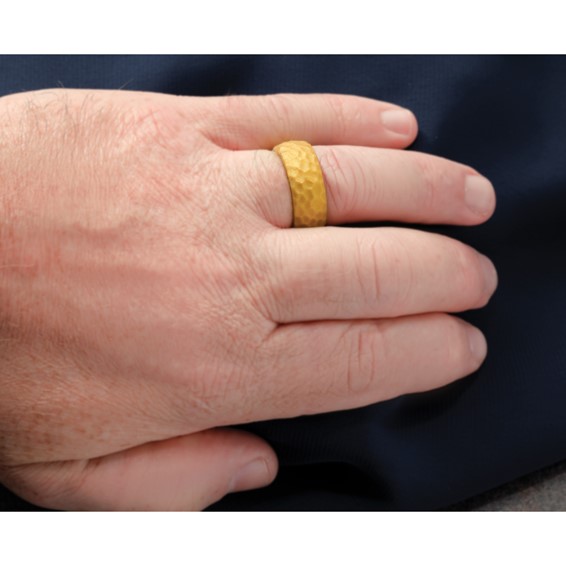 Silicone Metallic Gold 8.50mm Hammered Band