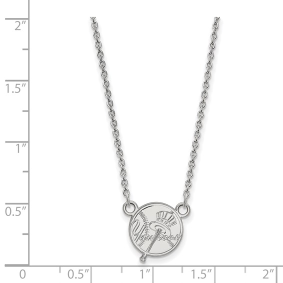 14k White Gold Major League Baseball LogoArt New York Yankees Hat Small Pendant Necklace