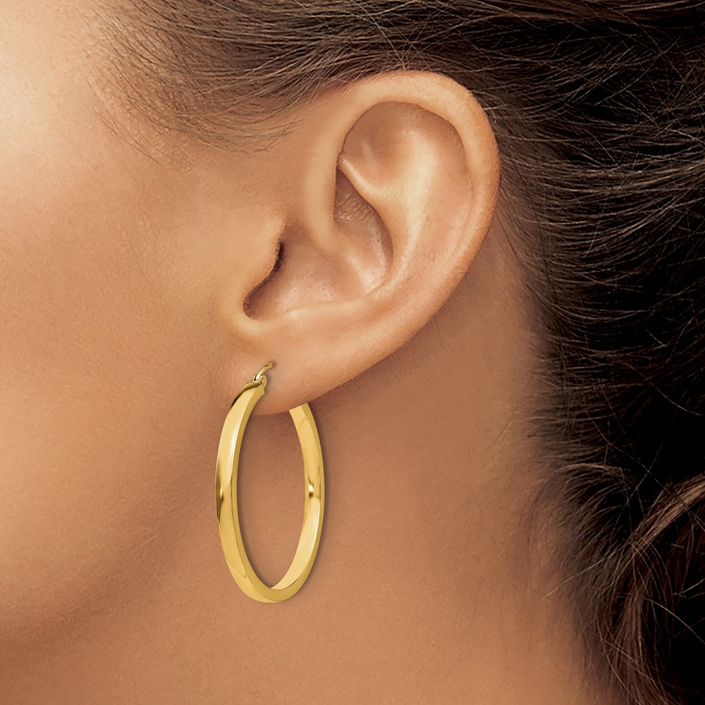 14k Polished 2mm Rectangle Tube Hoop (T1046Y)