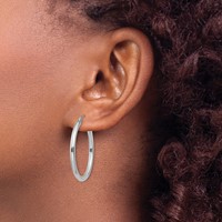 14K White Gold 2.5x 30mm Polished Lightweight Tube Hoop Earrings view 3