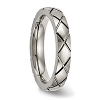 Titanium Polished Criss Cross 4mm Grooved Ring view 4