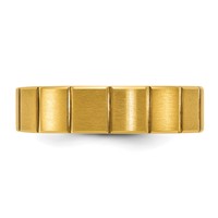Chisel Titanium Polished Yellow IP-plated Grooved 6mm Band view 4