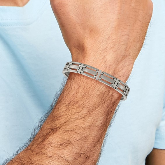 Chisel Titanium Brushed and Polished 8.75 inch Bracelet