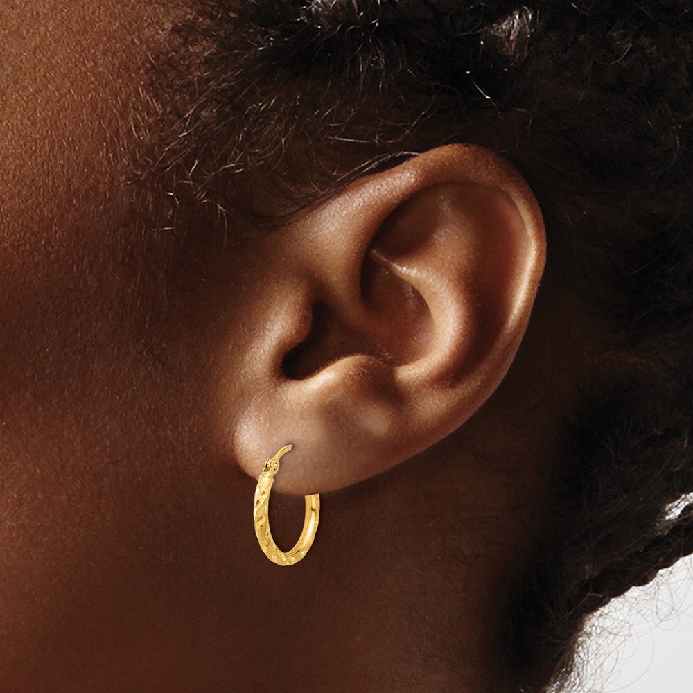 14k Polished and Satin D/C 2.00mm Hoop Earrings (TC1045)
