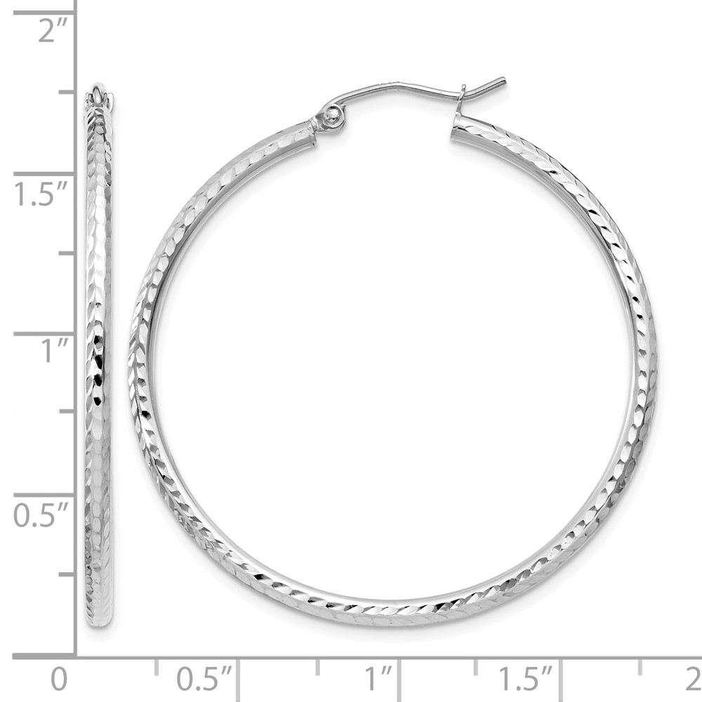 14k White Gold Diamond-cut 2mm Round Tube Hoop Earrings (TC225)
