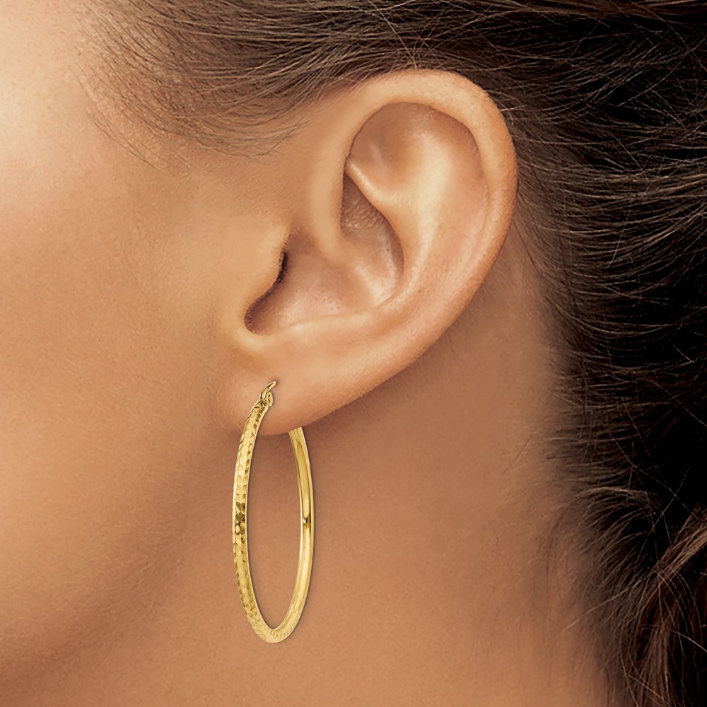14k Diamond-cut 2mm Round Tube Hoop Earrings (TC230)