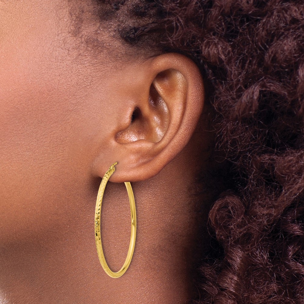 14k Diamond-cut 2mm Round Tube Hoop Earrings (TC236)