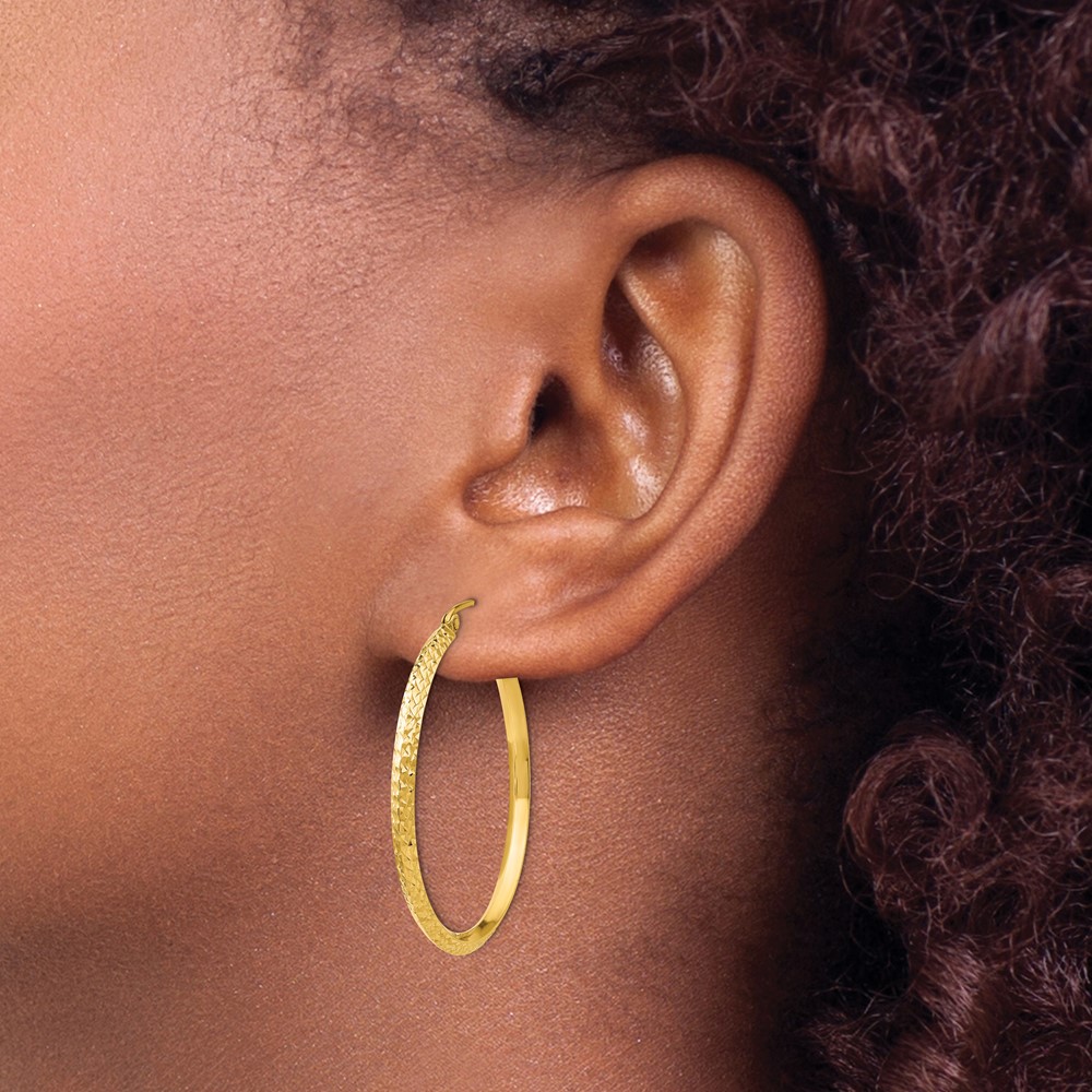 14K Knife Edge Diamond-cut Hollow Hoop Earrings (TC820)