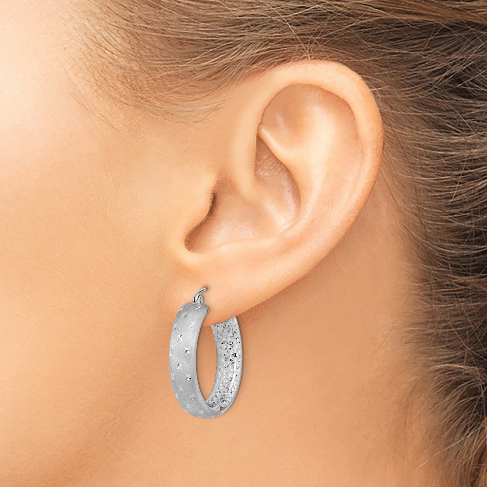 14k White Gold Polished Satin and Diamond-cut In/Out Hoop Earrings (TF1046W)