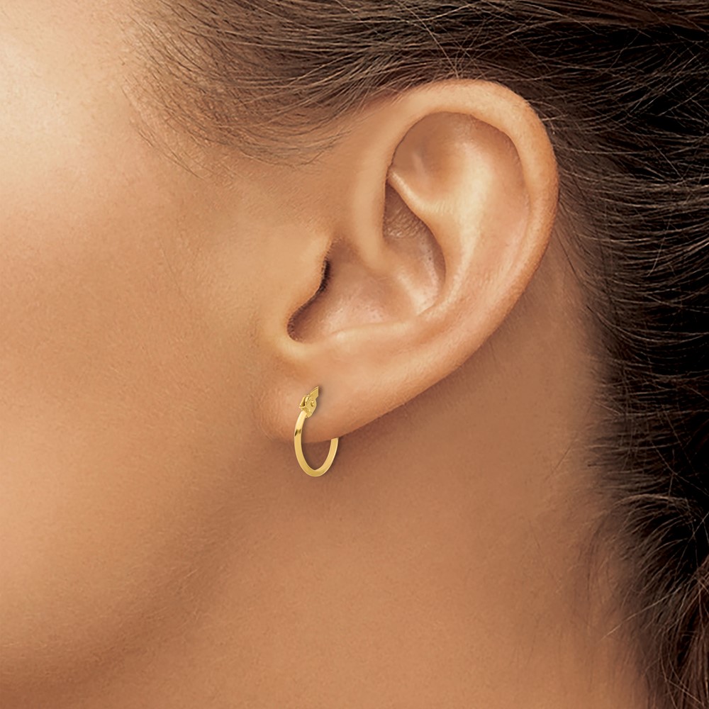 14K Polished Knife Edge Hoop Earrings (TF2378)
