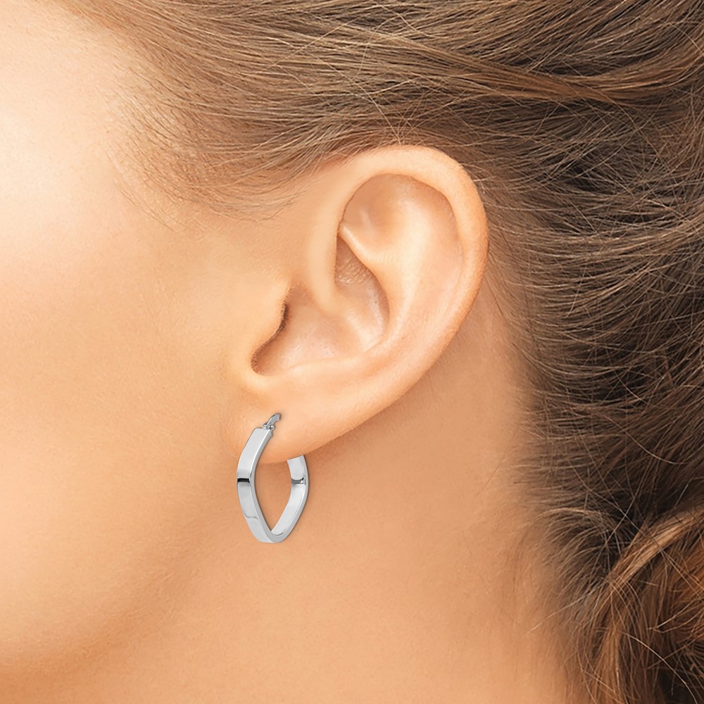 14K White Gold Flat Edge Square Hoop Earrings (TH778)