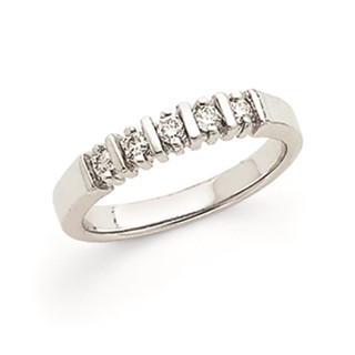 14k White Gold VS Diamond 5-Stone Ring