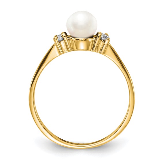 Gold Polished Freshwater Pearl and Diamond Rings