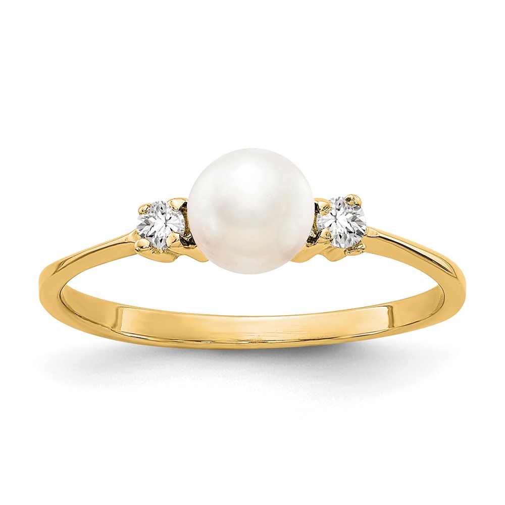 14K 5mm White Freshwater Cultured Pearl and 1 15 Carat AA Diamond Ring