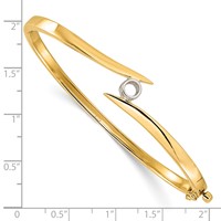 14K Two-tone Holds 0.25 Carat 4.0mm Round Stone Hinged Oval Bangle Bracelet Mounting view 3