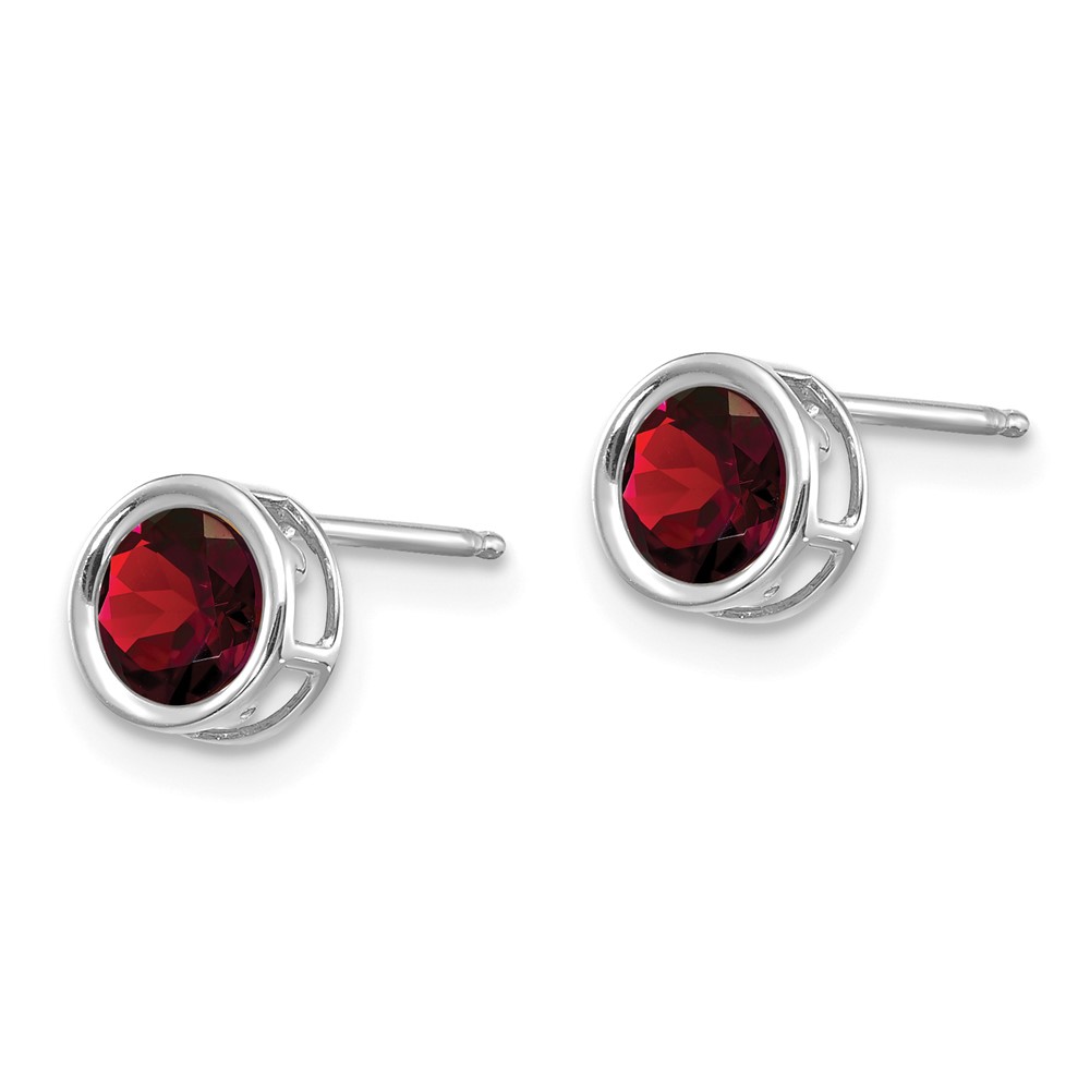 14k White Gold 5mm Bezel Garnet Stud Earrings (XBE253)