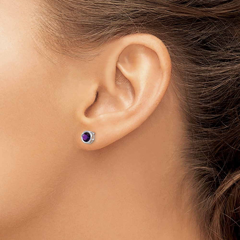 14k White Gold 5mm Bezel Amethyst Stud Earrings (XBE254)