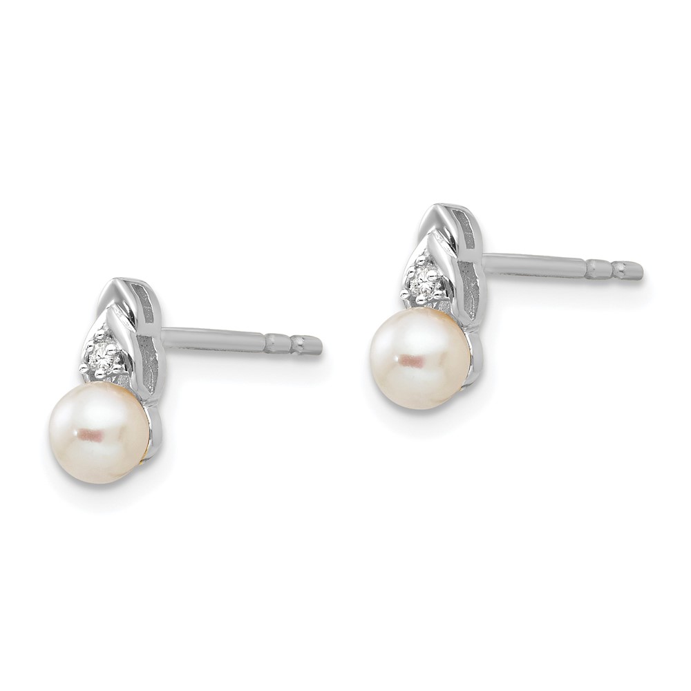 14k White Gold FW Cultured Pearl and Diamond Post Earrings (XBS238)