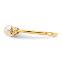14K 5mm Yellow Gold June Freshwater Cultured Pearl and Diamond Ring view 4