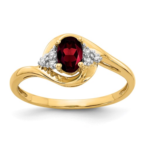 14K Yellow Gold 6x 4 Oval January Garnet and Diamond Ring