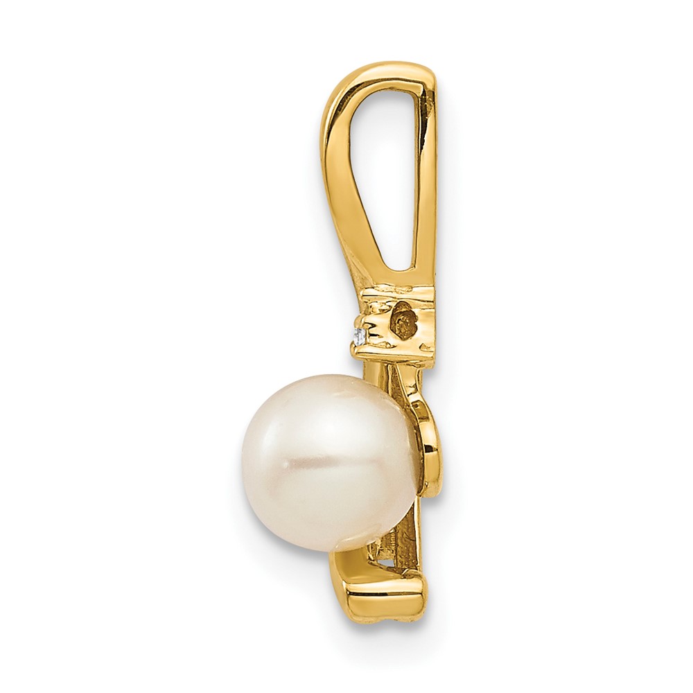 14k FW Cultured Pearl and Diamond Pendant (XBS423)