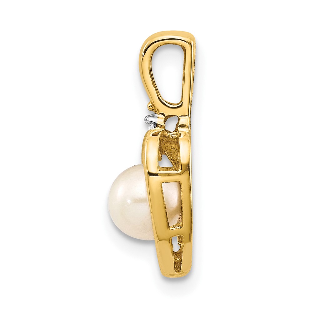 14k FW Cultured Pearl and Diamond Heart Pendant (XBS495)