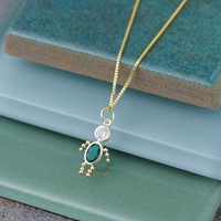 14K Yellow Gold May Boy Synthetic Birthstone Charm view 4