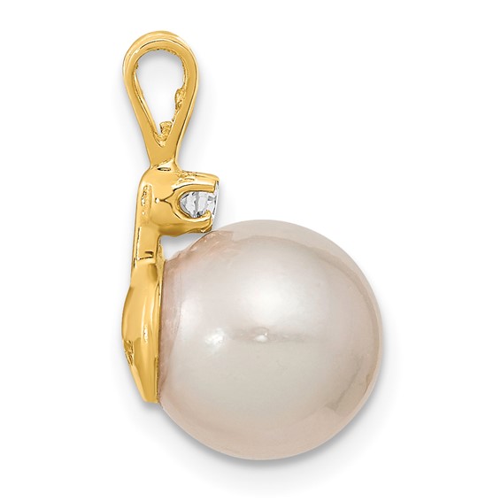 Gold Saltwater Cultured Pearl with Diamond Pendant