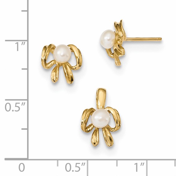 14k Children's 4-5mm White FWC Pearl Pendant and Earring Set