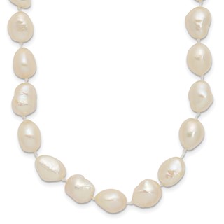 14k 7x11 White Baroque Freshwater Cultured Pearl 18 inch Necklace