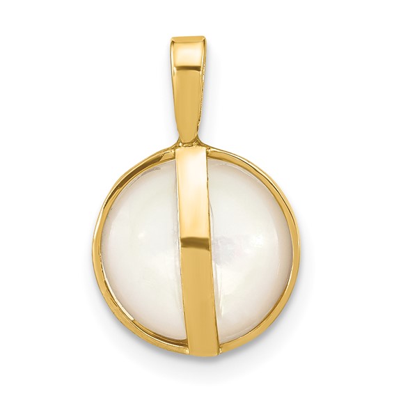 Gold Polished Pearl Pendants