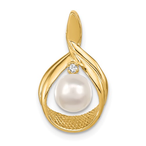 14K Yellow Gold 7-8mm Near Round White Freshwater Cultured Pearl and VS Diamond Pendant